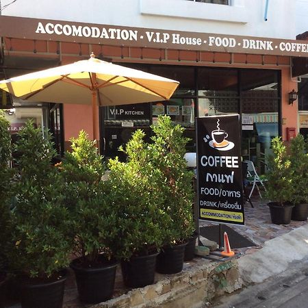Hotel V.I.P. House Chiang Mai Esterno foto