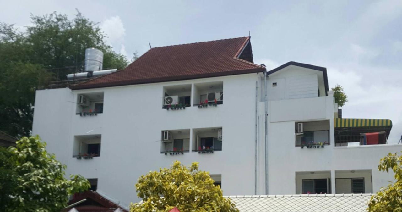 Hotel V.I.P. House Chiang Mai Esterno foto