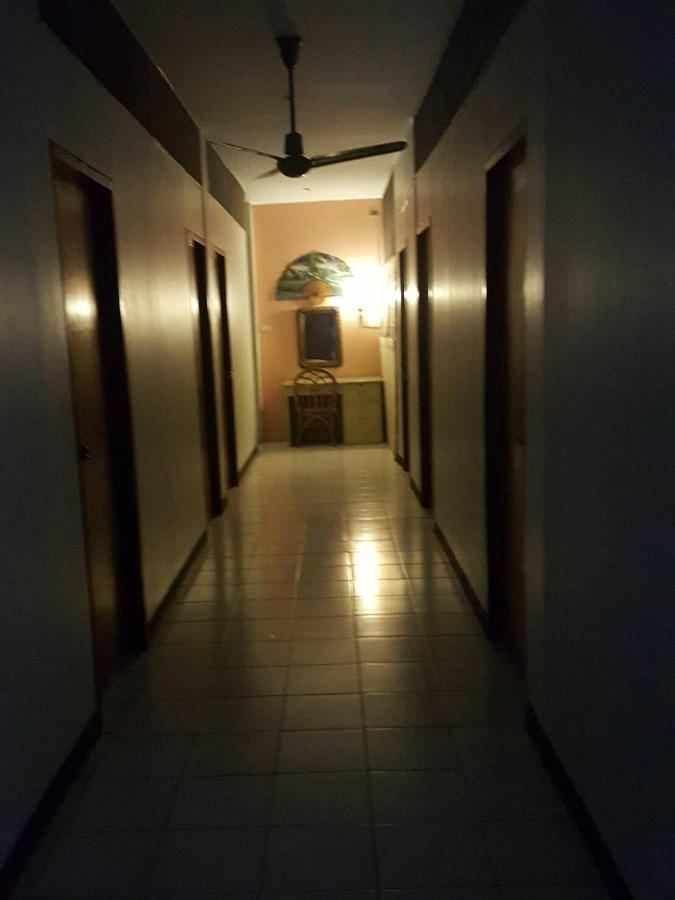 Hotel V.I.P. House Chiang Mai Esterno foto