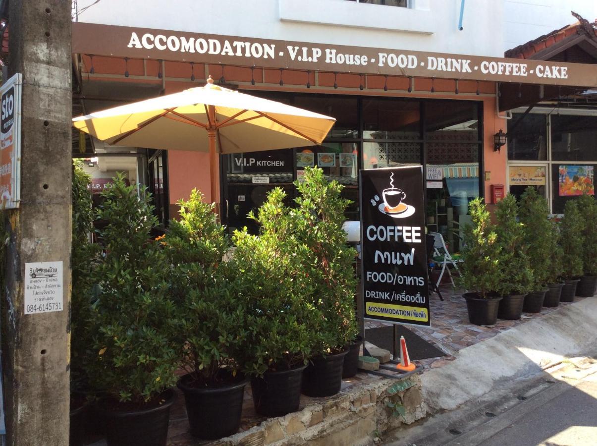 Hotel V.I.P. House Chiang Mai Esterno foto
